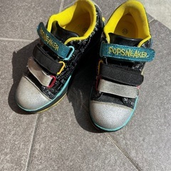 一輪ローラーシューズにもなる靴　中古23.0cm