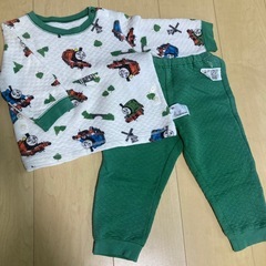 ★お取引中★UNIQLO トーマス　パジャマ　90サイズ　2点セットの画像