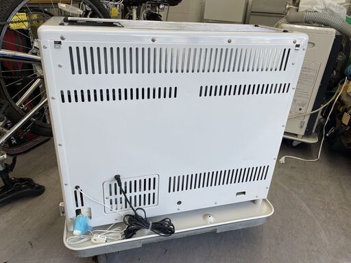 トヨトミ 煙突ストーブ HR-650K 2021年製 木造17畳 コンクリート27畳