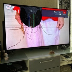 TLC55型Androidテレビ画面割れ