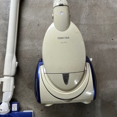 【成約済み】TOSHIBA マジックサイクロン掃除機 VC-Y7Cの画像