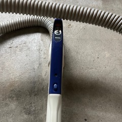 【成約済み】TOSHIBA マジックサイクロン掃除機 VC-Y7Cの画像
