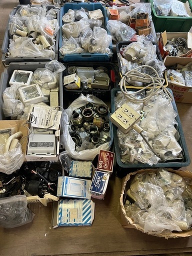 大幅値下げ⭐️格安（新品）大量　電気部品色々セット売り