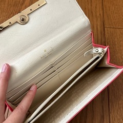 ケイトスペード財布の画像