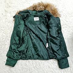 ノイジーメイ 美品 中わたジャケット アウター ジップアップ ボタン 緑色 M レディースの画像