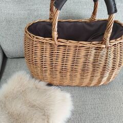 🍂ファー付きカゴバッグ🍂（ファー取外し可能✨）の画像
