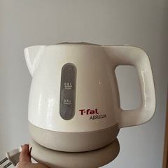 【受け渡し決定済】電気ケトル
