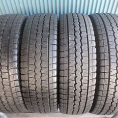 ダンロップ　WINTER MAXX　SV01　195/80R15 107/105L LT　4本　8〜9分溝