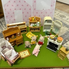 シルバニア　あかりの灯る大きなお家　小物セットの画像