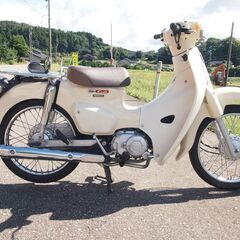 人気クリーム色スーパーカブ走行少ないホンダカブ110実働不具合無し富山、石川、金沢の画像