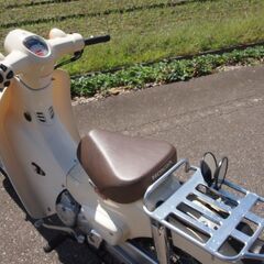 人気クリーム色スーパーカブ走行少ないホンダカブ110実働不具合無し富山、石川、金沢の画像
