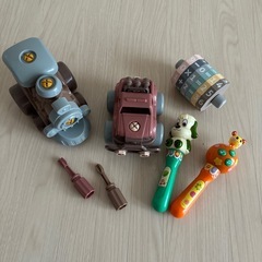 おもちゃ　スリーコインズ