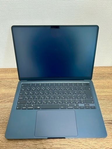 MacBook Air 13 M2/16GB/512GB/8コア A2681 ②
