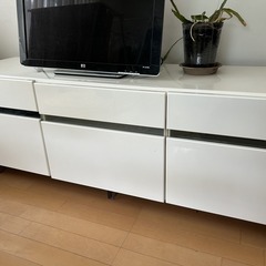 ディノス　テレビ台、ダストボックス他。