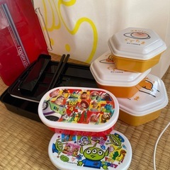取り置き中！！！お弁当、タッパーセット