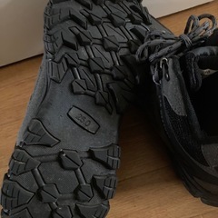 トレッキングシューズ　キャンプ　アウトドア　の画像