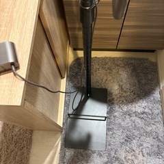 コードレス掃除機 ラックの画像