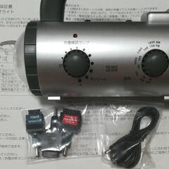 （懐中電灯） 未使用 多機能ラジオ付きダイナモライト 電池不要の画像