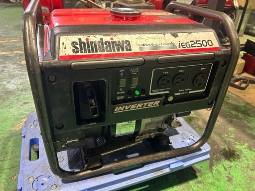 【実働整備済品】shindaiwa新ダイワiEG2500インバーター発電機（ヤマハEF2500i同一品）