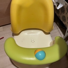 ベビーチェア
