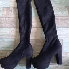ニーハイブーツ👢💜