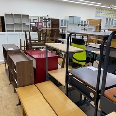 ★ジモティ割あり★   袖机　クリーニング済み SJ7351の画像