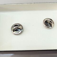 ☆BOSS　ピンバッジ　未使用品　の画像