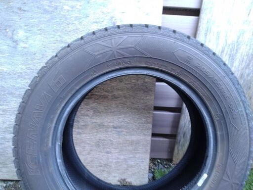 スタッドレスタイヤ