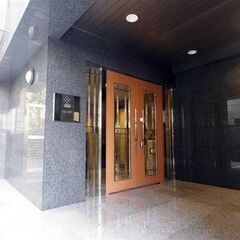 【春日】【月約5万円】【週4日×朝2時間】マンション清掃/未経験者可～日払い可の画像