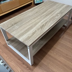 テーブル