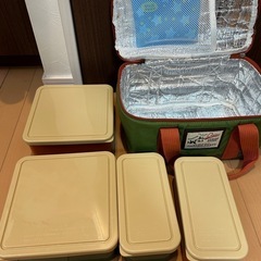 保温弁当箱 4個容器付き　
