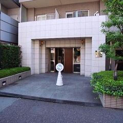 【市ヶ谷駅】【月約4万円】【週4日×朝2時間】マンション清掃/未経験者可～日払い可の画像