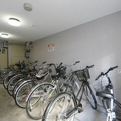 【市ヶ谷駅】【月約4万円】【週4日×朝2時間】マンション清掃/未経験者可～日払い可の画像