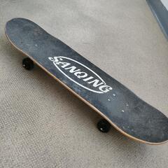 スケートボード、おまけ付きの画像