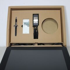 Wacom/Cintiq 16/15.6型/液晶ペンタブレット ④