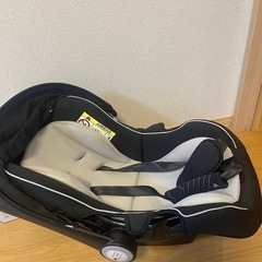美品 ベビーシート/チャイルドシート　の画像