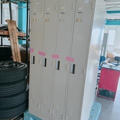 【引き取り限定】 　業務用　ロッカー