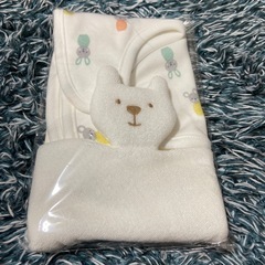 新品☆ユニクロ  よだれかけ タオルハンカチ