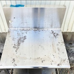 B 厨房作業台 業務用 ステンレス ステンレステーブル バックガード付き 厨房用品 ガス台 作業用品 の画像