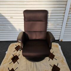 リクライニングパーソナルチェア　ニトリ　メッシュ　椅子　イス
