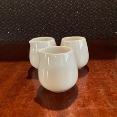 白磁製クリーマー7個セットの画像