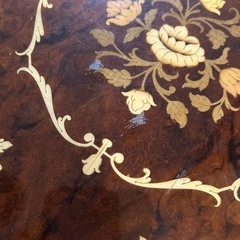 イタリア製サイドテーブルの画像