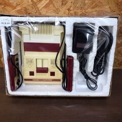 【732】※ジャンク品 ファミリーコンピューター本体 任天堂 フ...