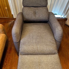 電動　リクライニング　1人掛けソファーの画像