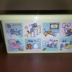 新古品☆【プライズ景品】収納箱 コンテナボックス トムとジェリー イエロー①の画像