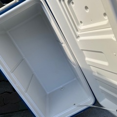 コールマン kwikserv68 クーラーボックス キャンプ用品 ブルー×ホワイトの画像