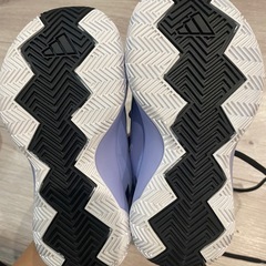adidas バッシュ  子供 16cm   の画像