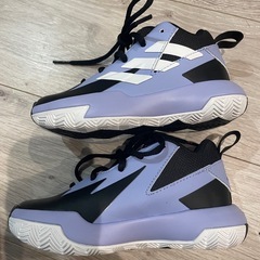 adidas バッシュ  子供 16cm   の画像