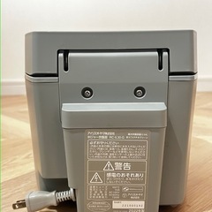 【定価約1万6千円】\\まだあります！//３合炊炊飯器　アイリスオーヤマの画像
