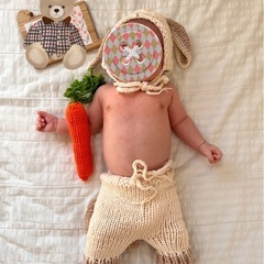 ニューボーンフォト　ベビー服0ヶ月から1ヶ月の画像